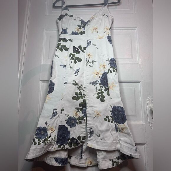 NICHOLAS || Floral Flare Midi Denim Dress Size 4 - Picture 3 of 13
